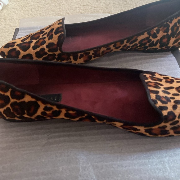 Nine West Cowed Leopard Print Flats - Picture 10 of 11